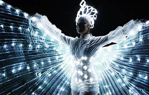 Alas de Isis led Barcelona