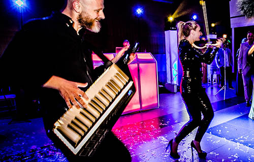 Violín y keytar led Barcelona